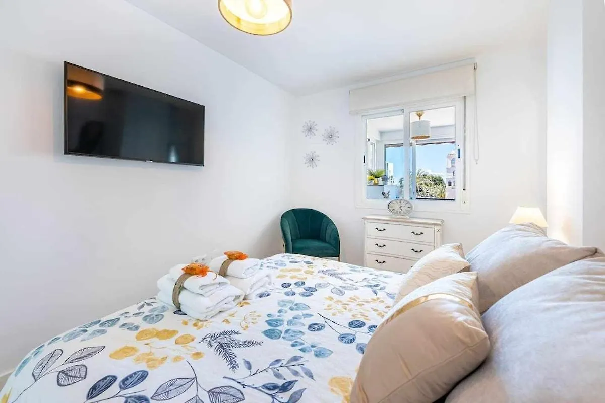 797 Holiday Rentals - Lujoso Apartamento En Arroyo Con Piscina Benalmádena