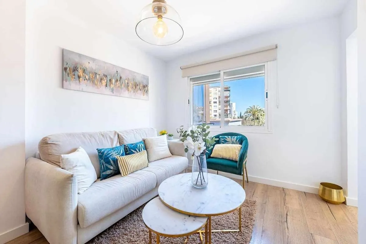 797 Holiday Rentals - Lujoso Apartamento En Arroyo Con Piscina Benalmádena