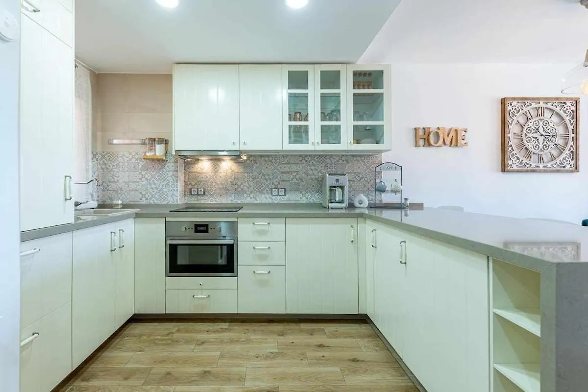 797 Holiday Rentals - Lujoso Apartamento En Arroyo Con Piscina Benalmádena